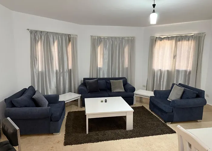 Regency Towers Appartement