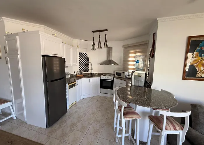 Regency Towers Appartement *