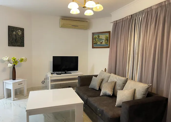 Regency Towers Appartement