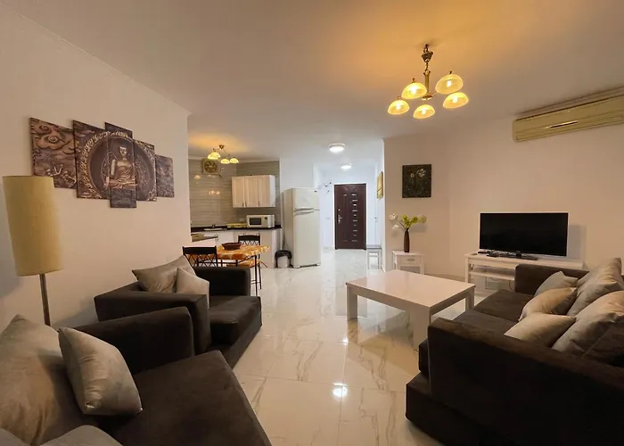 Regency Towers Appartement